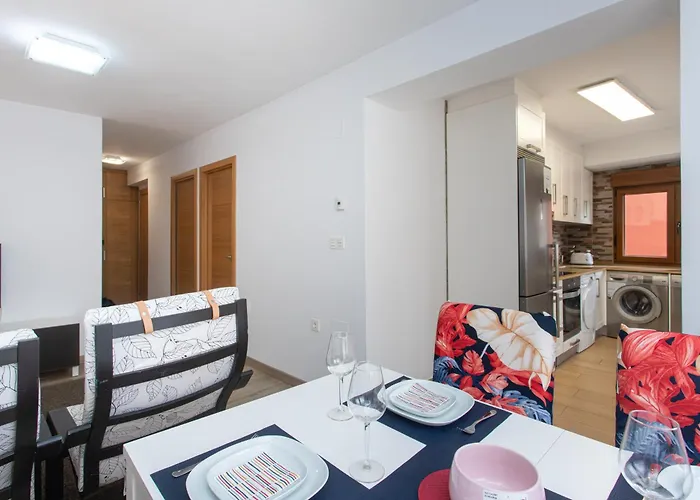 La Plaza De Cangas Apartamento Turistico